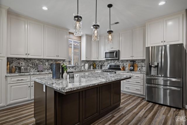 3110 Campfire Drive, Bakersfield, CA 93312