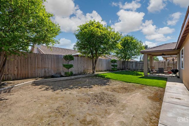 3110 Campfire Drive, Bakersfield, CA 93312