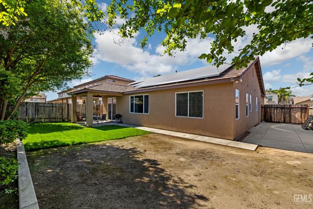 3110 Campfire Drive, Bakersfield, CA 93312
