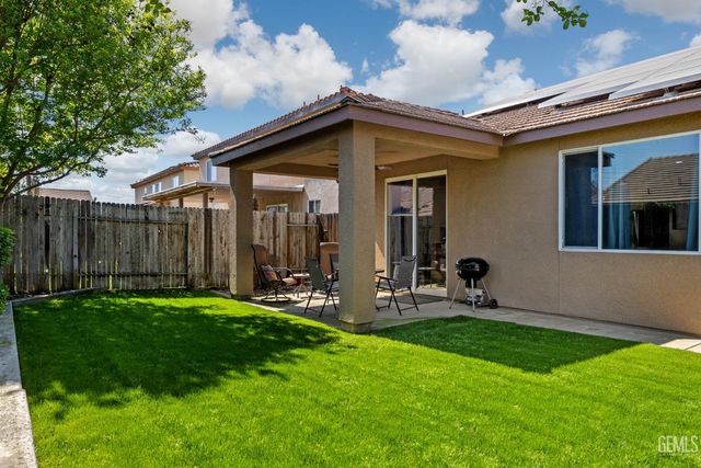 3110 Campfire Drive, Bakersfield, CA 93312