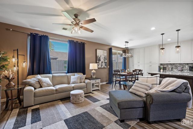 3110 Campfire Drive, Bakersfield, CA 93312