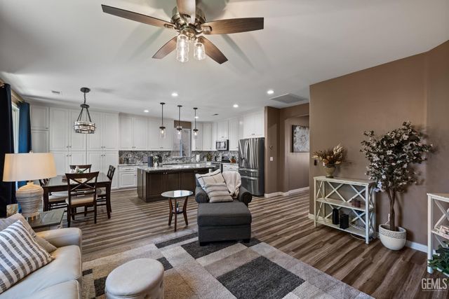 3110 Campfire Drive, Bakersfield, CA 93312