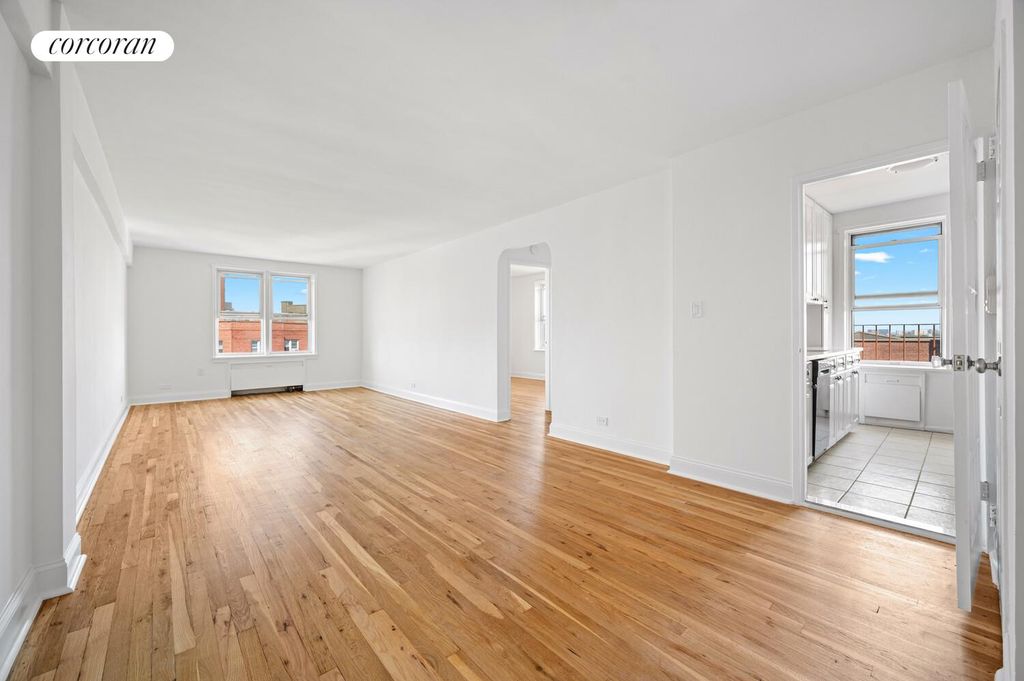 7261 113th St Apt 7F, New York City, NY 11375