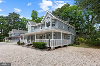422B GARFIELD PKWY #B, Bethany Beach, DE 19930