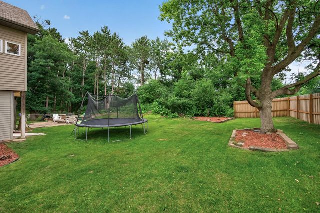 7001 46th Street N, Oakdale, MN 55128
