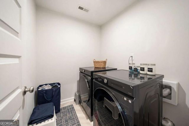 8085 Brewton Bend, Ball Ground, GA 30107