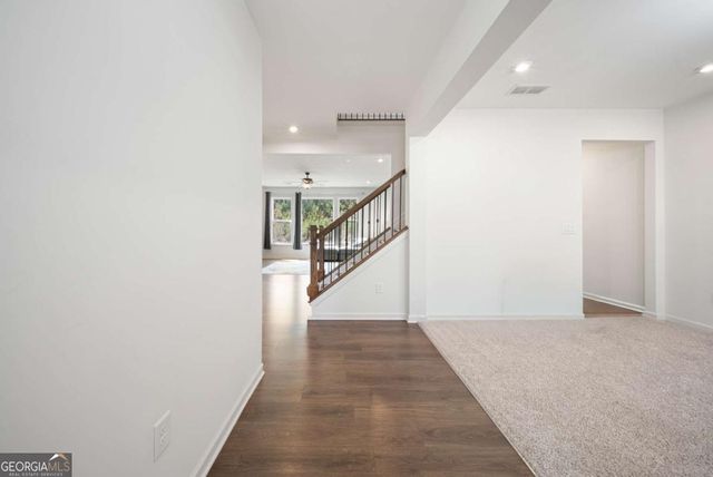 8085 Brewton Bend, Ball Ground, GA 30107