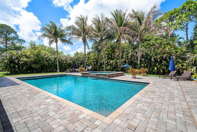 14719 Temple Boulevard, Loxahatchee, FL 33470