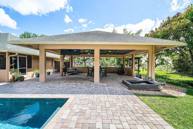 14719 Temple Boulevard, Loxahatchee, FL 33470