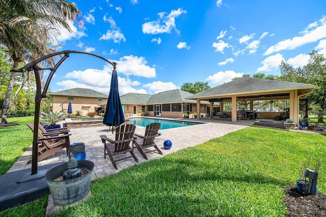 14719 Temple Boulevard, Loxahatchee, FL 33470