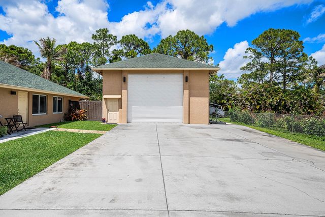 14719 Temple Boulevard, Loxahatchee, FL 33470