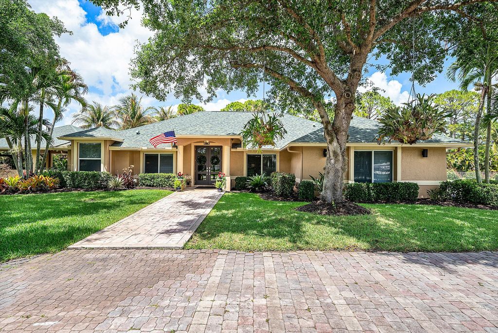 14719 Temple Boulevard, Loxahatchee, FL 33470