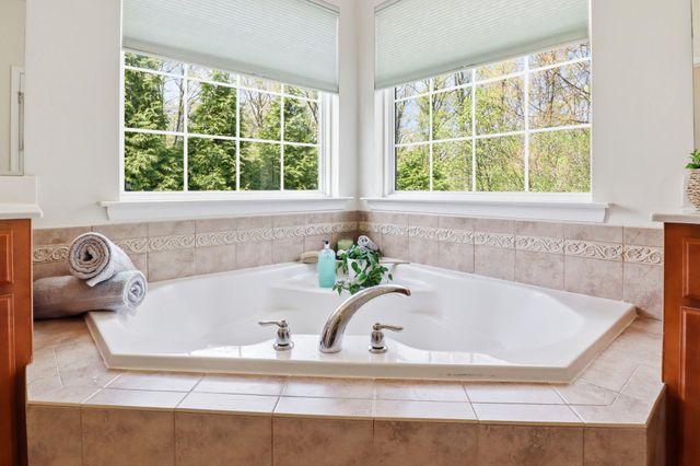 588 MISTY HILL DR, Delta, PA 17314