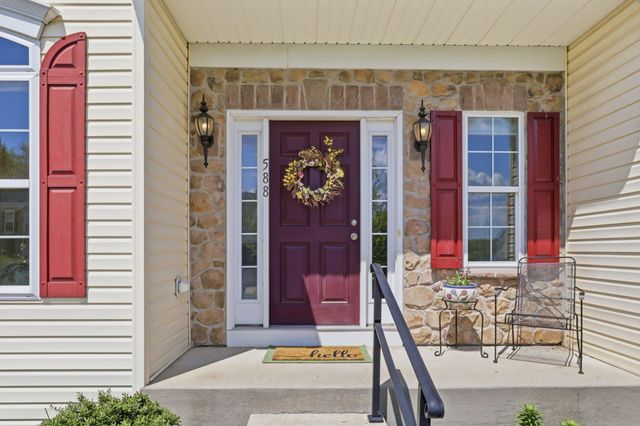 588 MISTY HILL DR, Delta, PA 17314