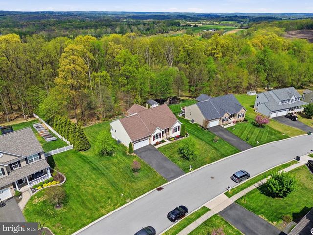 588 MISTY HILL DR, Delta, PA 17314