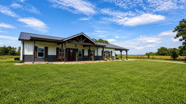 202 Rocky Dr, Dickson, TN 37055