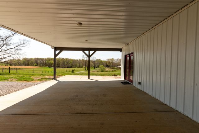 202 Rocky Dr, Dickson, TN 37055