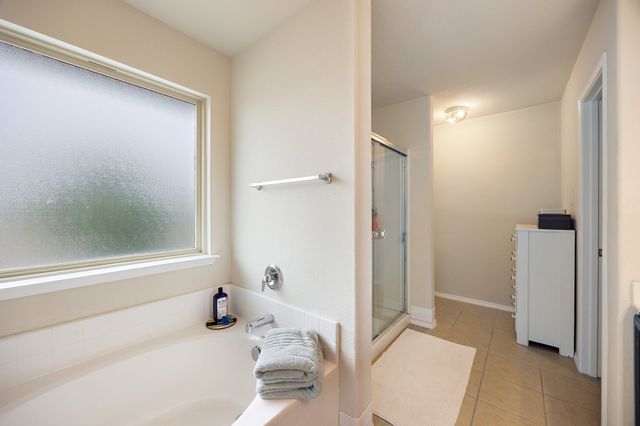 937 King George Lane, Savannah, TX 76227