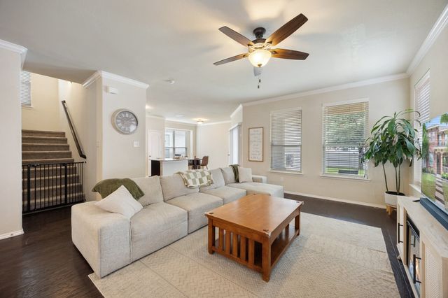 937 King George Lane, Savannah, TX 76227
