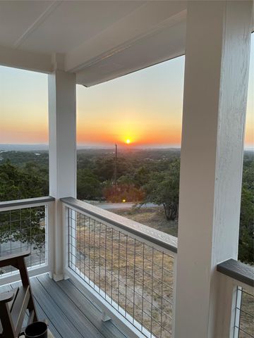 1805 Spring Valley DR, Dripping Springs, TX 78620