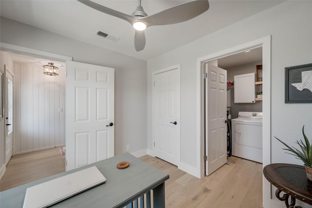 1805 Spring Valley DR, Dripping Springs, TX 78620