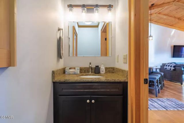 1877 Blue Tick Way, Sevierville, TN 37876