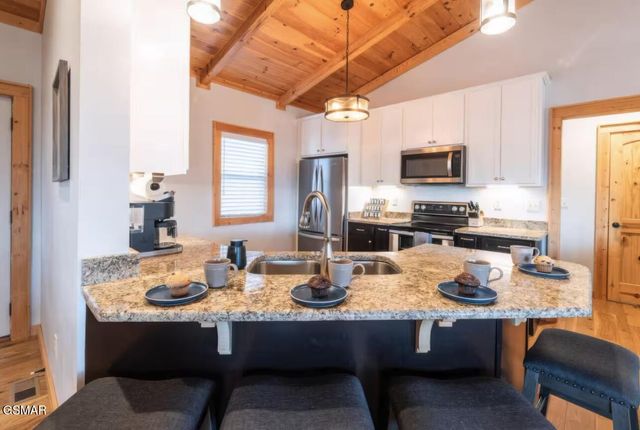 1877 Blue Tick Way, Sevierville, TN 37876
