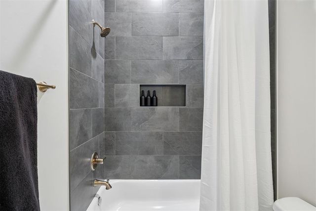 3908 Stone Hill Lane, Edmond, OK 73034