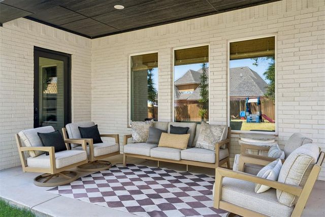 3908 Stone Hill Lane, Edmond, OK 73034