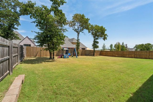 3908 Stone Hill Lane, Edmond, OK 73034