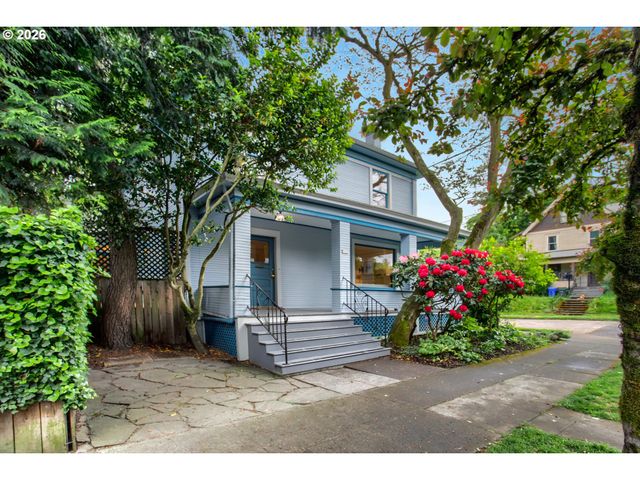 902 Ne THOMPSON St, Portland, OR 97212