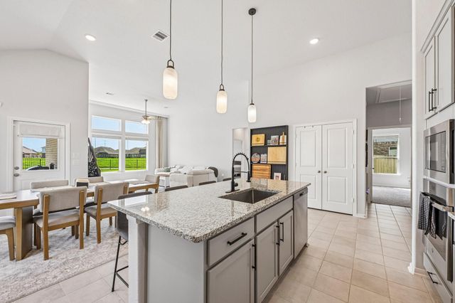 409 Chardonnay Drive, Alvin, TX 77511