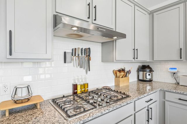 409 Chardonnay Drive, Alvin, TX 77511