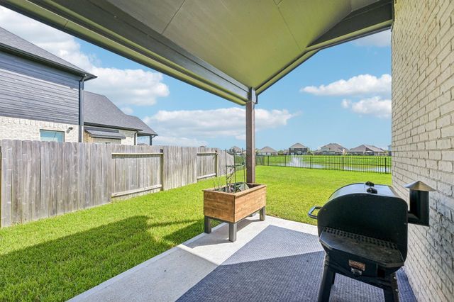 409 Chardonnay Drive, Alvin, TX 77511