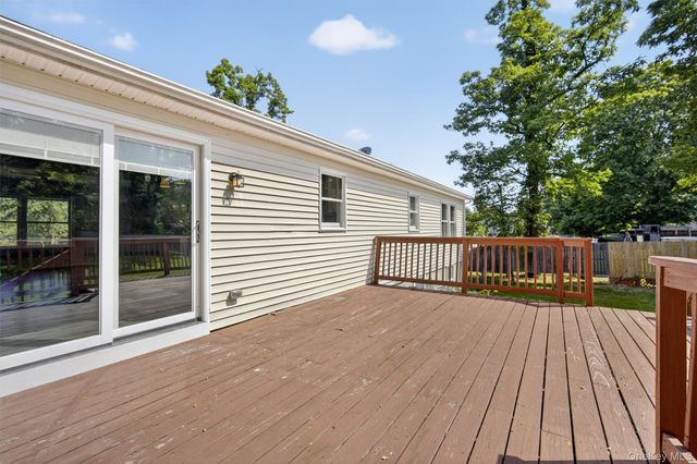619 Creekside Road, Kingston, NY 12401
