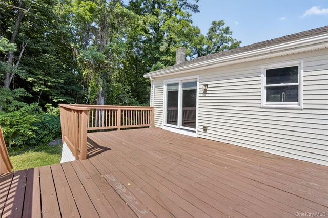 619 Creekside Road, Kingston, NY 12401