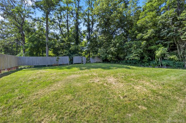 619 Creekside Road, Kingston, NY 12401