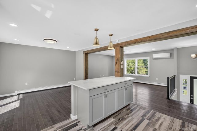 619 Creekside Road, Kingston, NY 12401