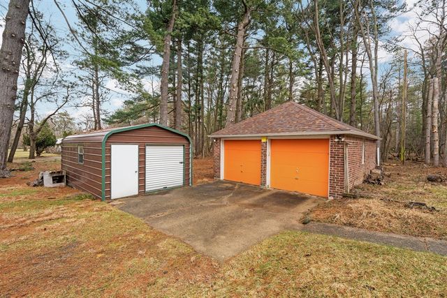 3486 Woodlea Drive, Ann Arbor, MI 48103