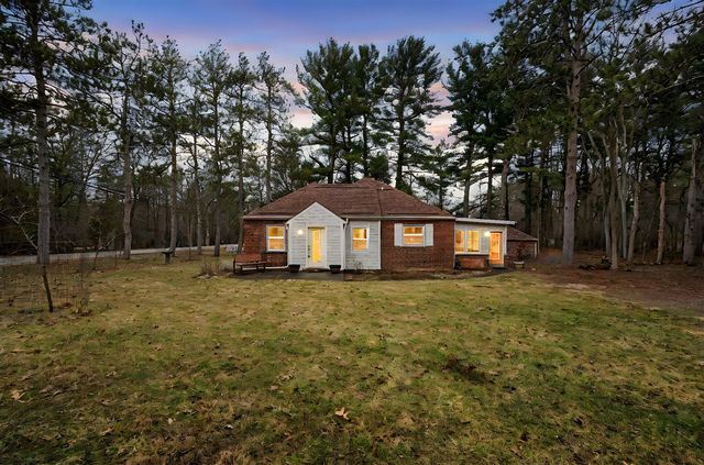 3486 Woodlea Drive, Ann Arbor, MI 48103