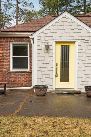 3486 Woodlea Drive, Ann Arbor, MI 48103