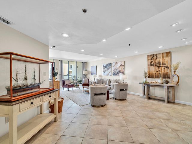 100 Gulf Shore Drive, UNIT 403, Destin, FL 32541