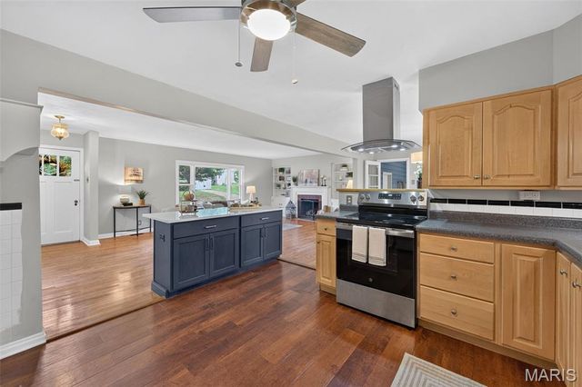1424 Ronald Drive, St Louis, MO 63119
