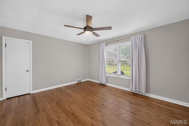 1424 Ronald Drive, St Louis, MO 63119