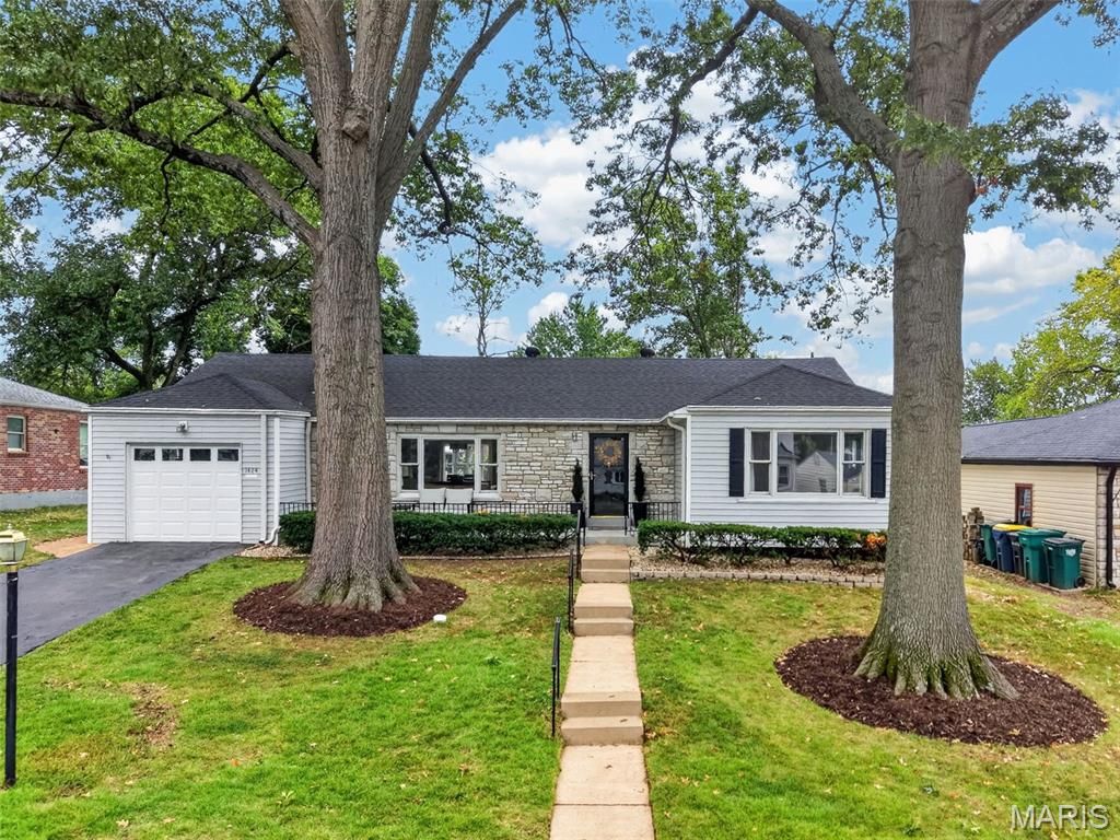 1424 Ronald Drive, St Louis, MO 63119