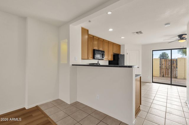 7801 N 44TH Drive 1075, Glendale, AZ 85301