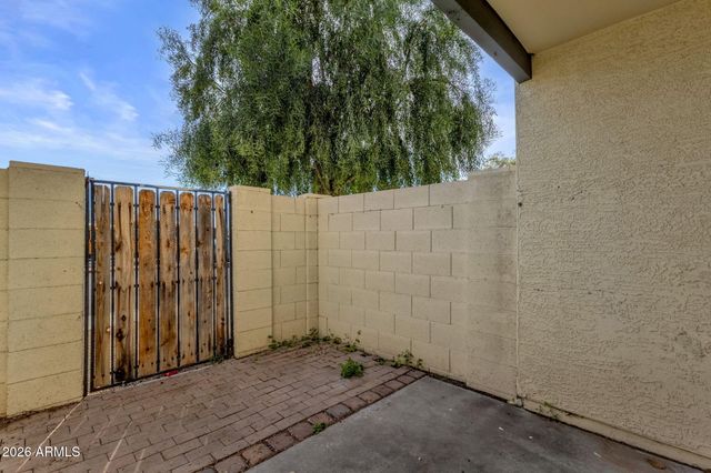 7801 N 44TH Drive 1075, Glendale, AZ 85301