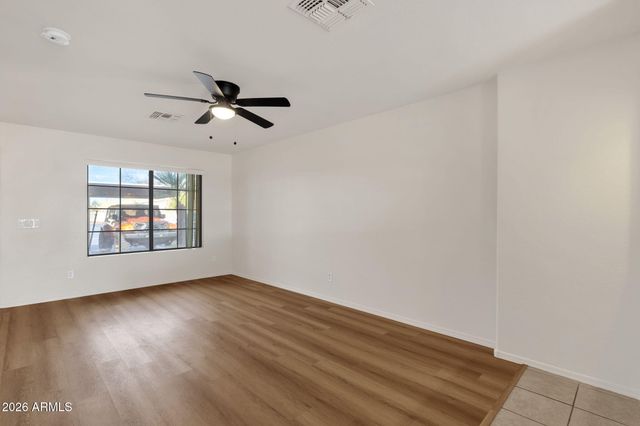 7801 N 44TH Drive 1075, Glendale, AZ 85301