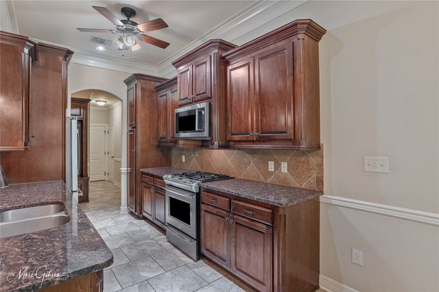 347 Dogwood South Lane, Haughton, LA 71037