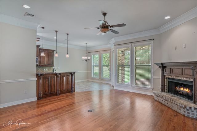 347 Dogwood South Lane, Haughton, LA 71037